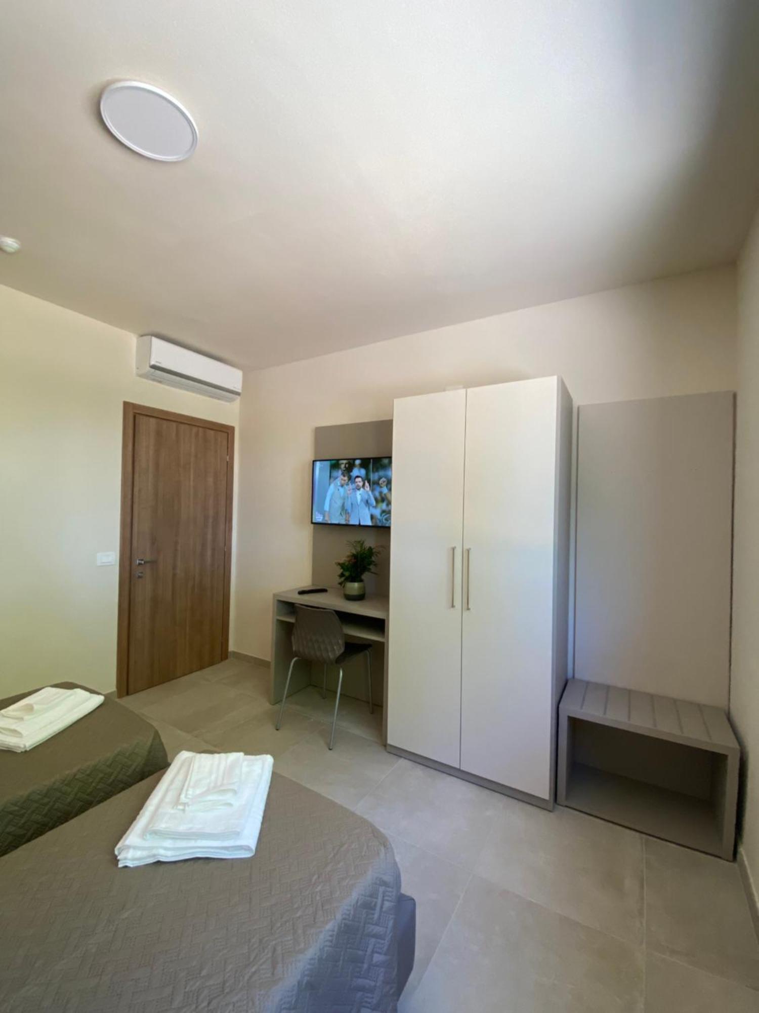 Residence Montefeltro 라 토라치아 외부 사진